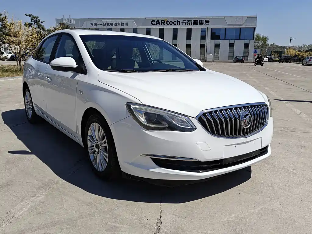 Buick Excelle 2015 — фото 2