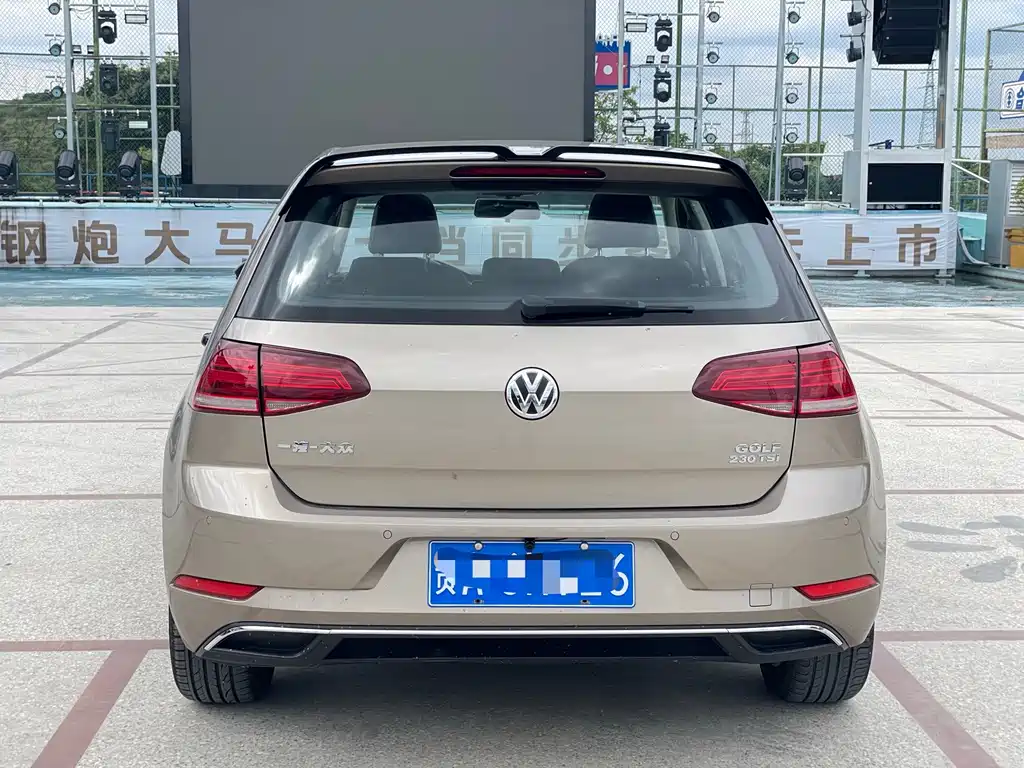 Volkswagen Golf 2018 — фото 14