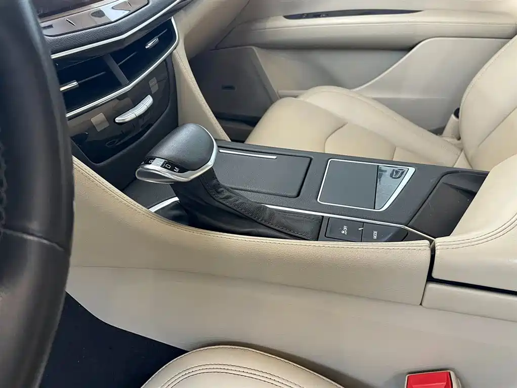 Cadillac CT6 2017 — фото 10