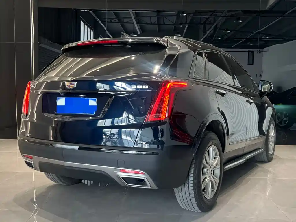 Cadillac XT5 2021 — фото 4