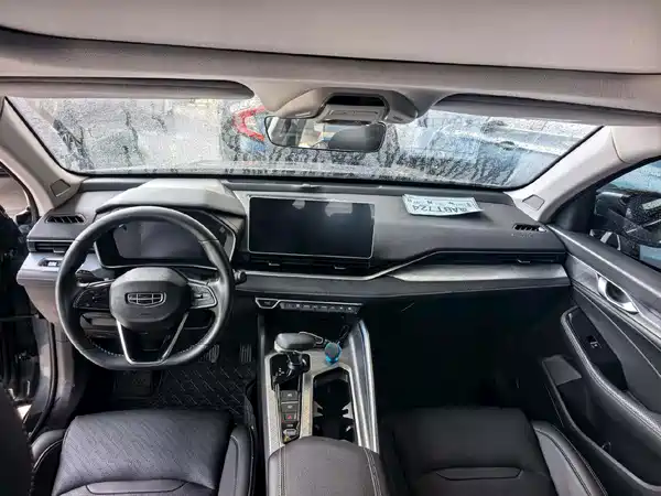 Geely Xingrui 2022