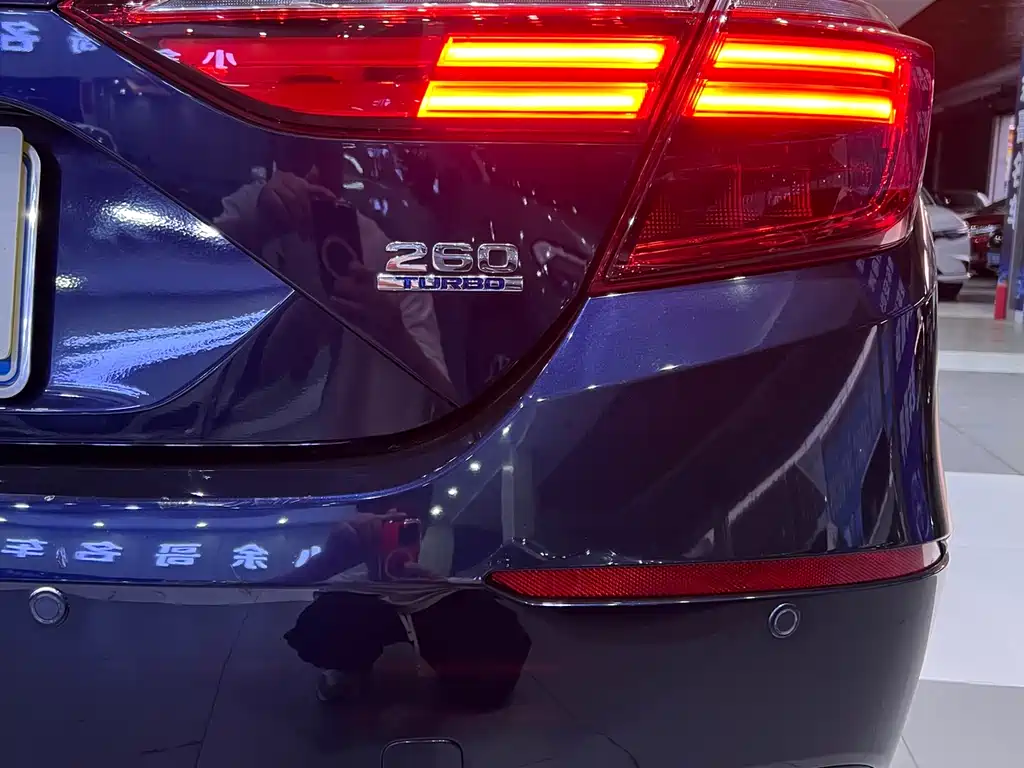 Honda Inspire 2020 — фото 23