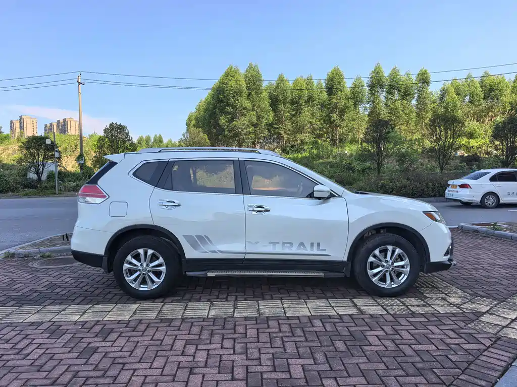 Nissan X-Trail 2014
