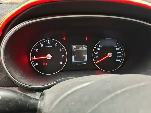 Kia KX3 2016