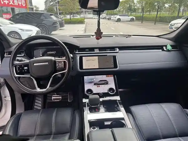 Land Rover Range Rover Velar 2023