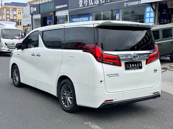 Toyota Alphard 2020