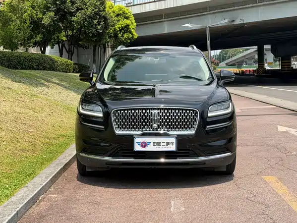 Lincoln Nautilus 2022
