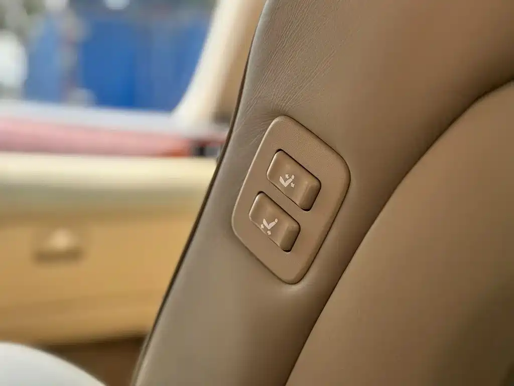 Toyota Crown 2006 — фото 12