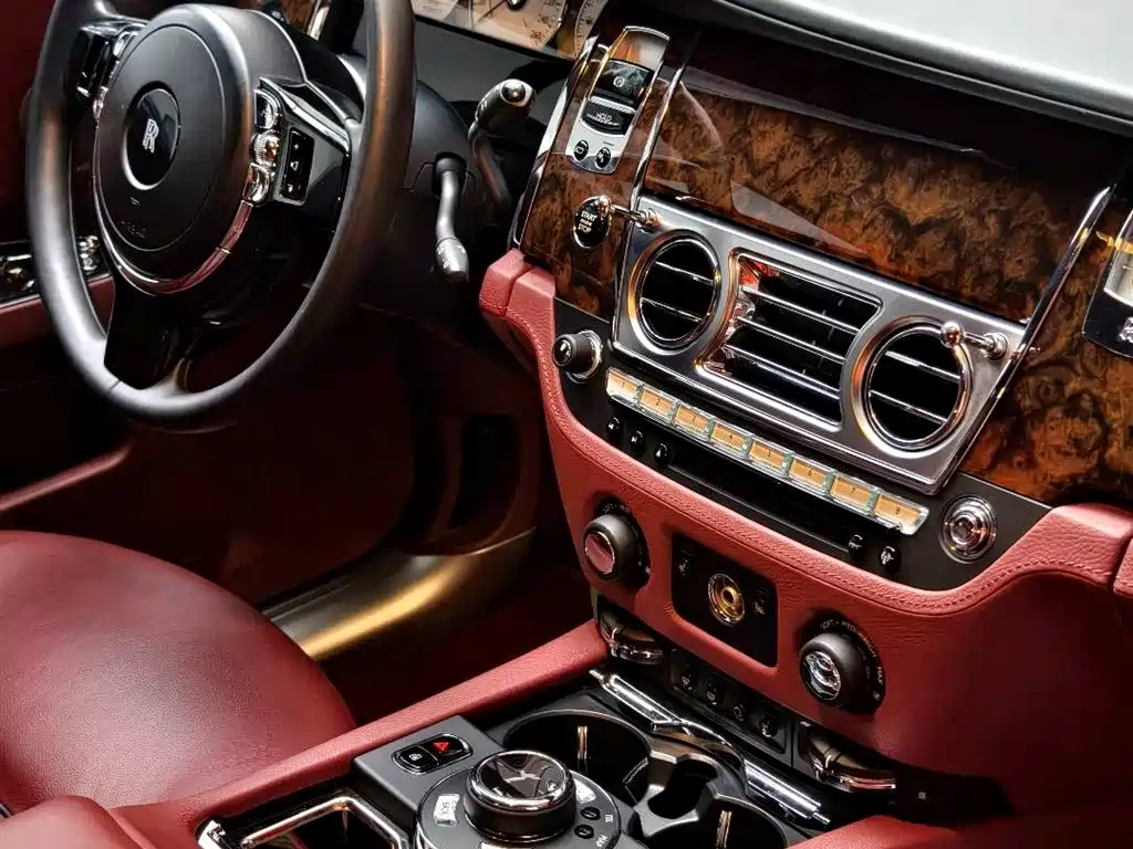 Rolls-Royce Ghost 2014 — фото 11