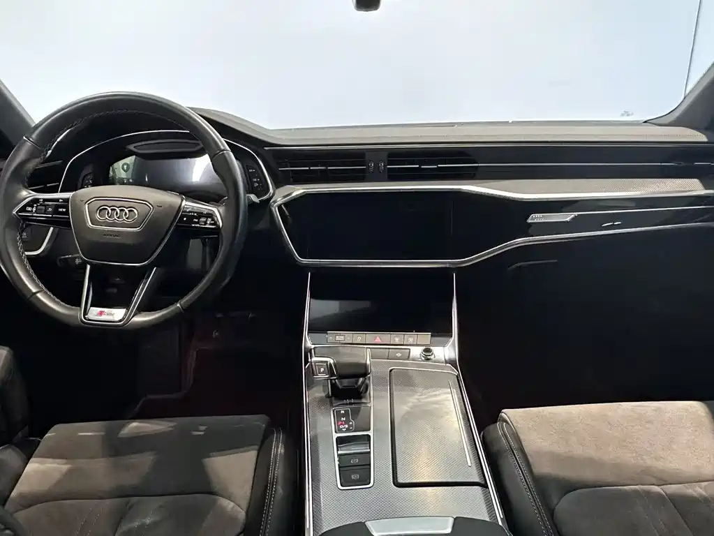 Audi A6L 2022 — фото 8