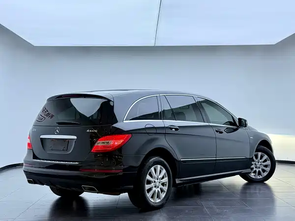 Mercedes-Benz R-Class 2017