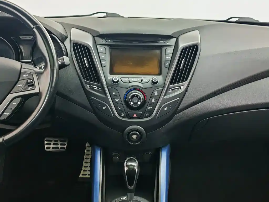 Hyundai Veloster 2014 — фото 12