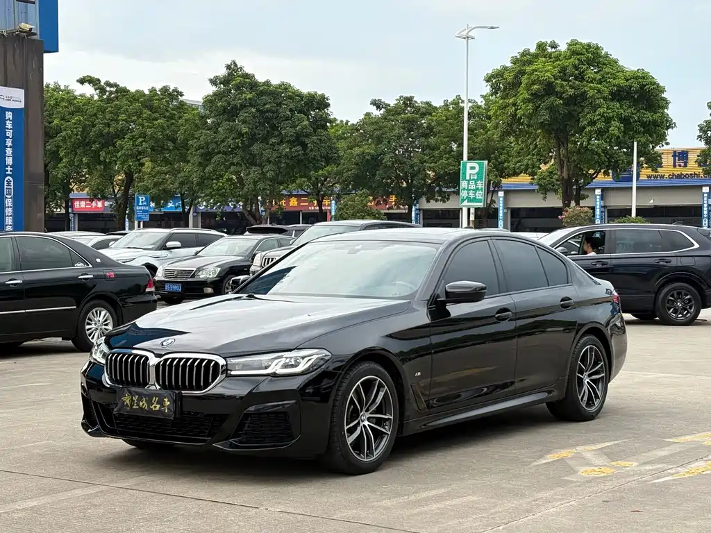 BMW 5 Series 2023
