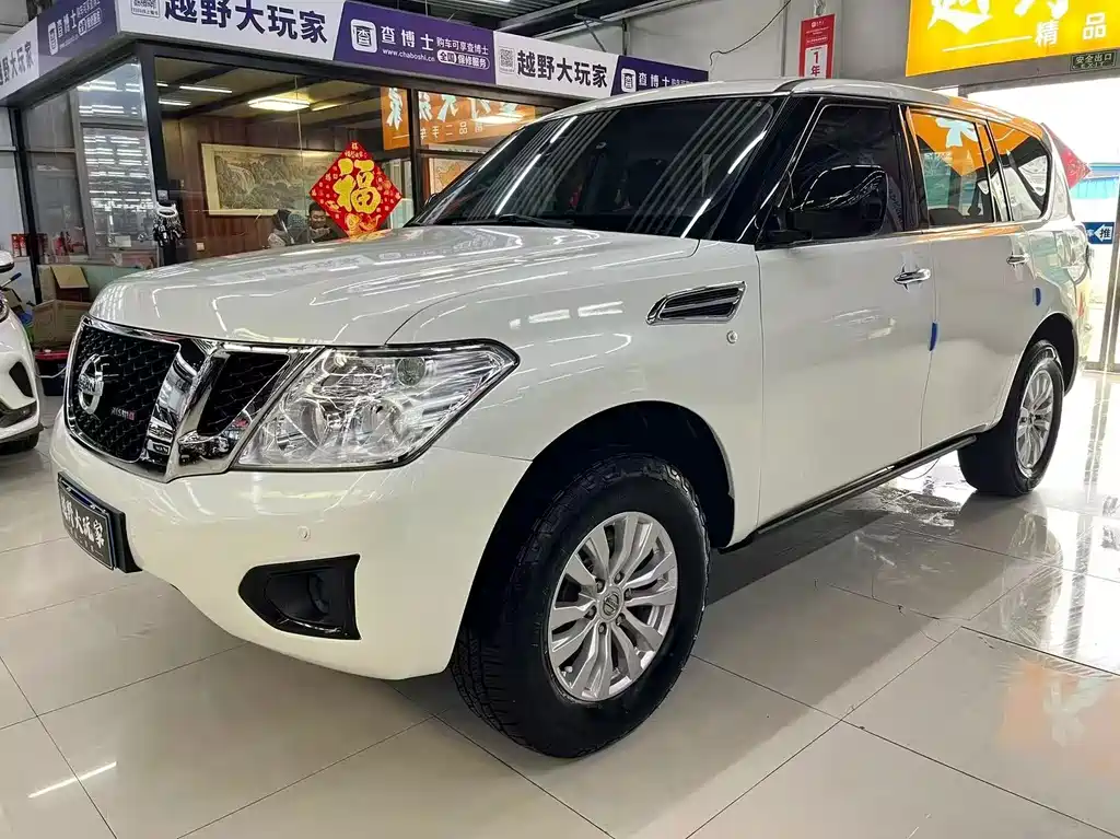 Nissan Patrol 2018 — фото 1