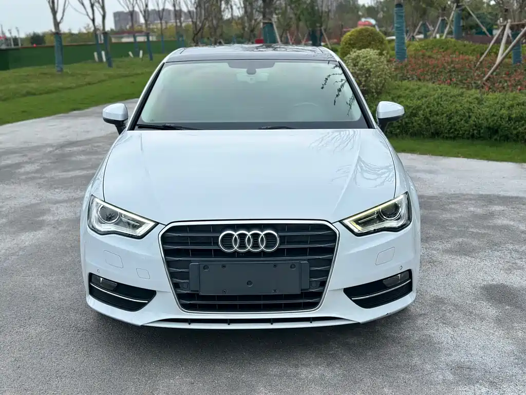 Audi A3 2017 — фото 2