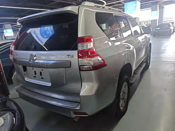 Toyota Prado 2016