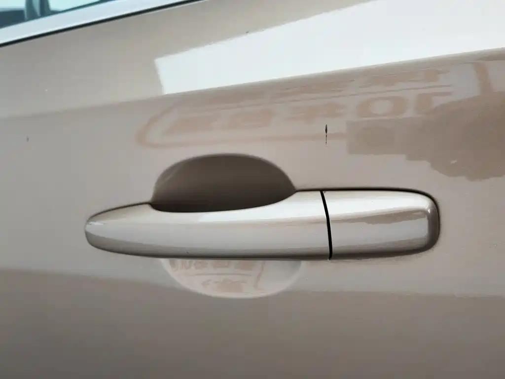 Volvo V40 2015 — фото 18