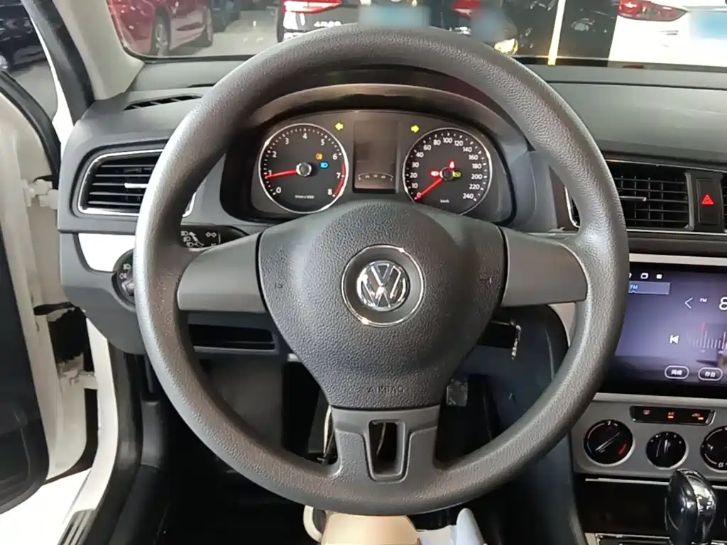 Volkswagen Gran Lavida 2015 — фото 11