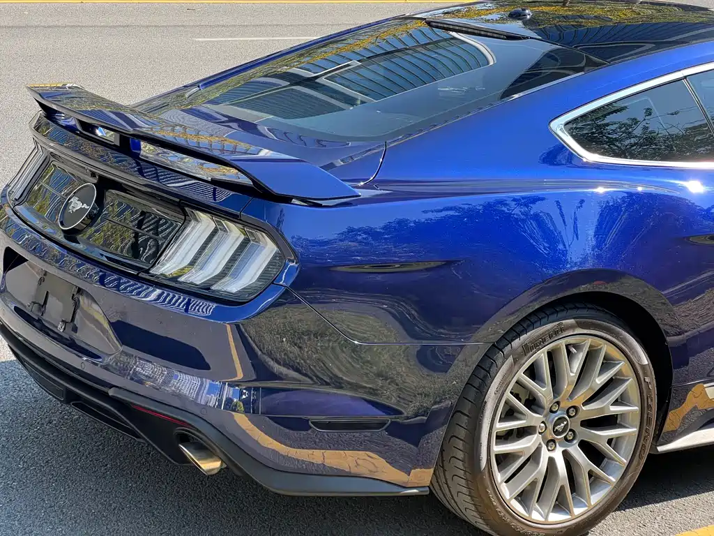 Ford Mustang 2020 — фото 15