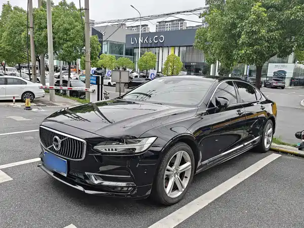Volvo S90 2018