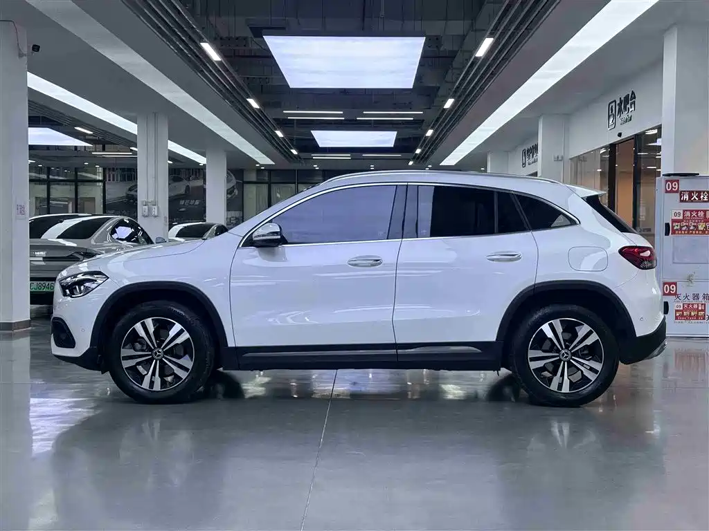 Mercedes-Benz GLA 2022 — фото 11