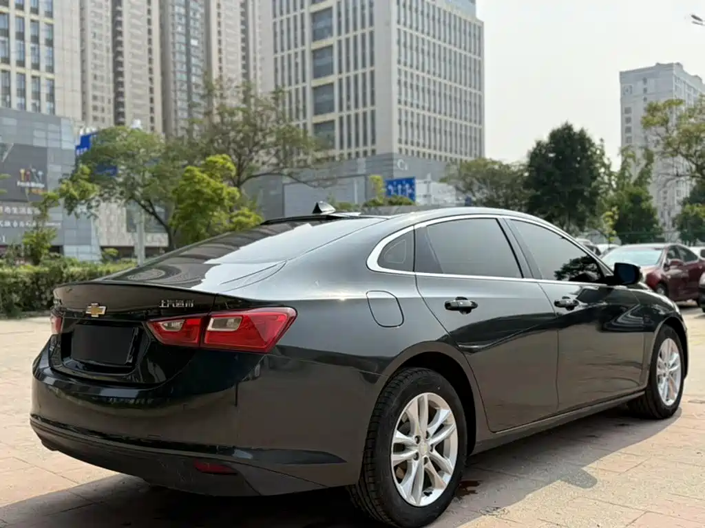 Chevrolet Malibu XL 2017 — фото 24