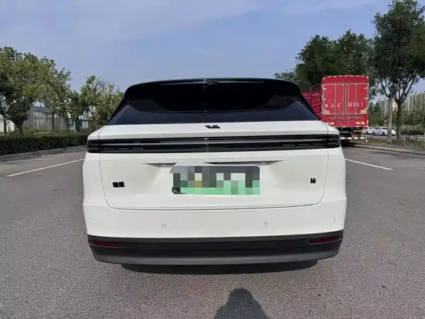 Li Auto i6 2026