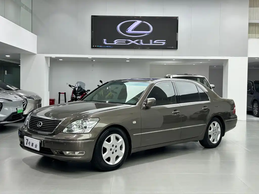 Lexus LS 2006
