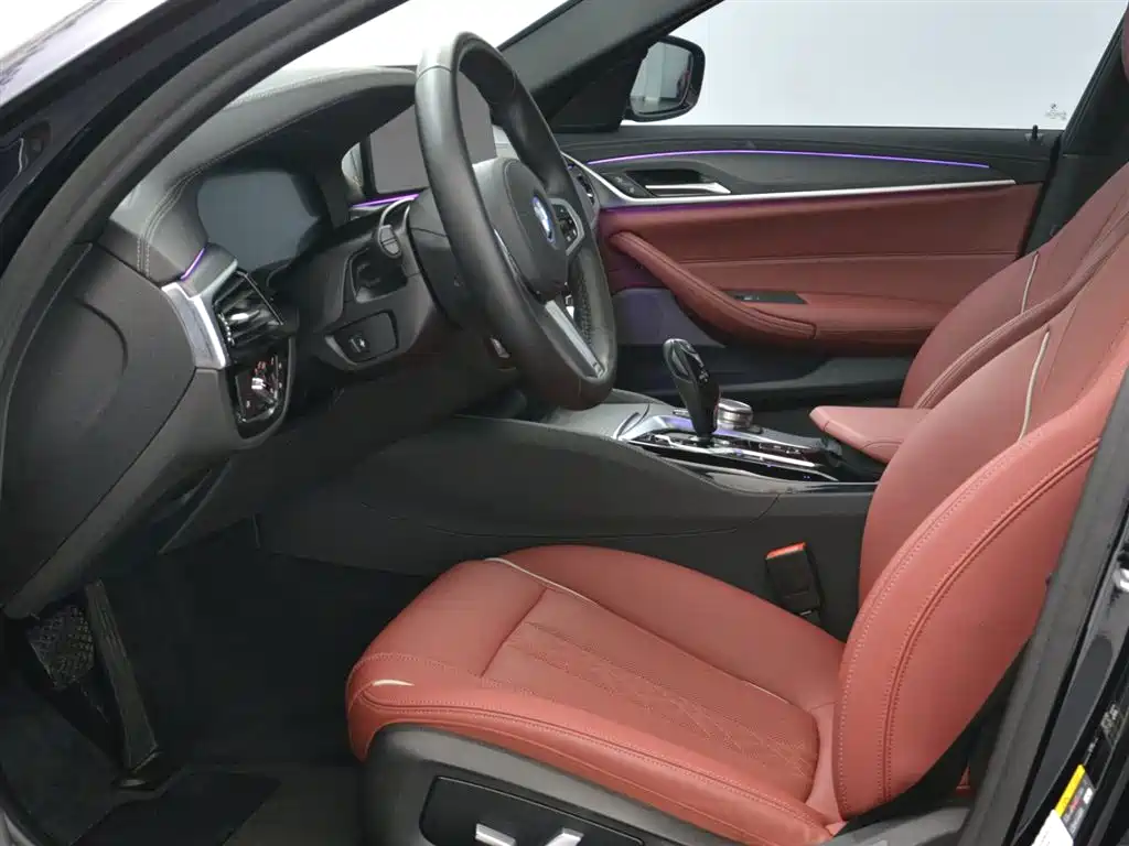 BMW 5 Series New Energy 2022 — фото 14
