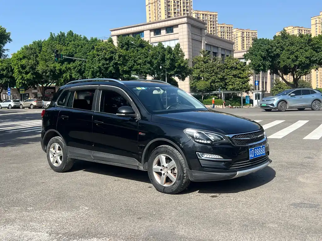 Zotye X5 2016 — фото 4