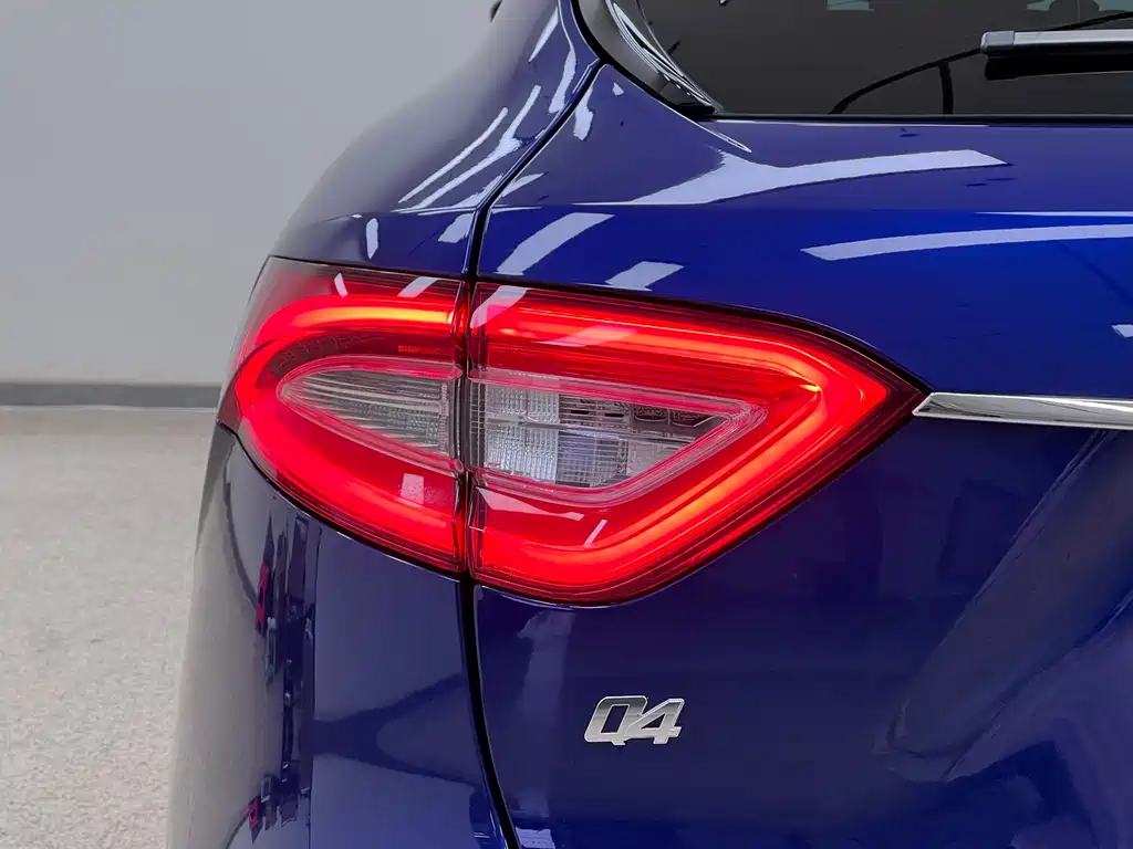 Maserati Levante 2019 — фото 11