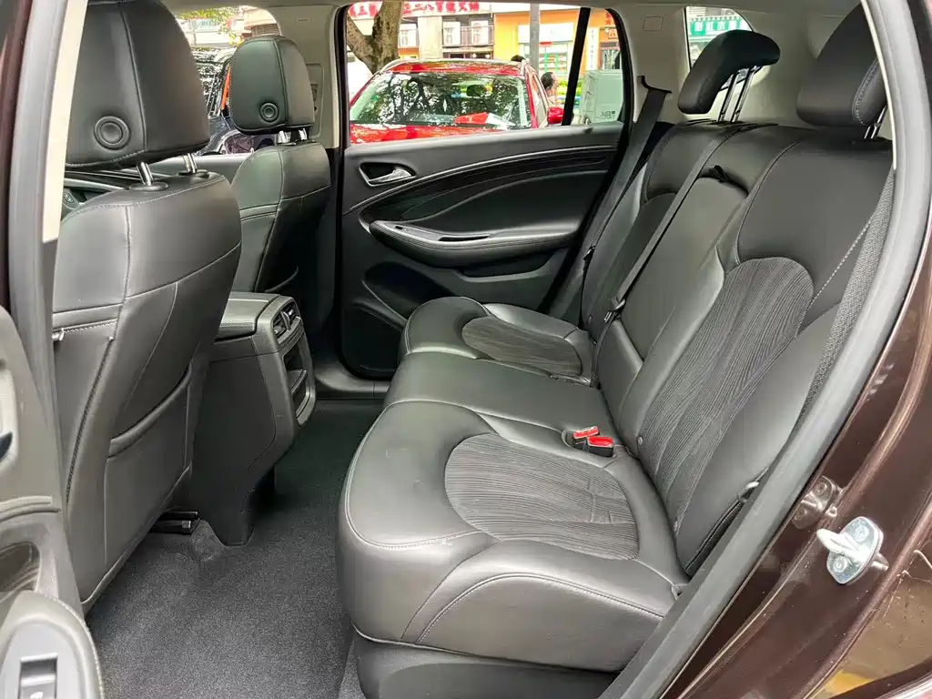 Buick Envision Plus 2021 — фото 10