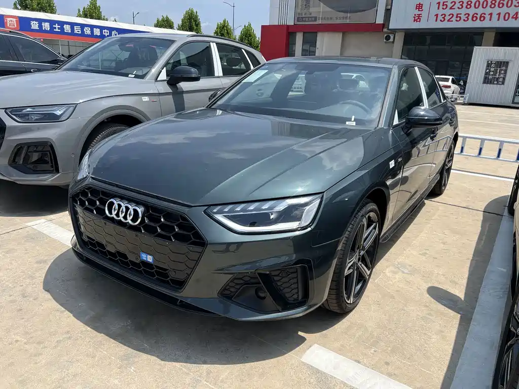 Audi A4L 2025