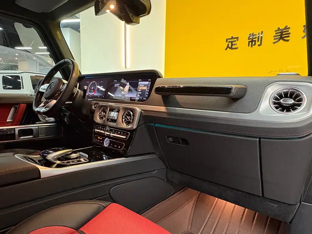Mercedes-Benz G-Class AMG 2020 — фото 23