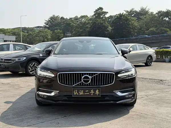 Volvo S90 2020