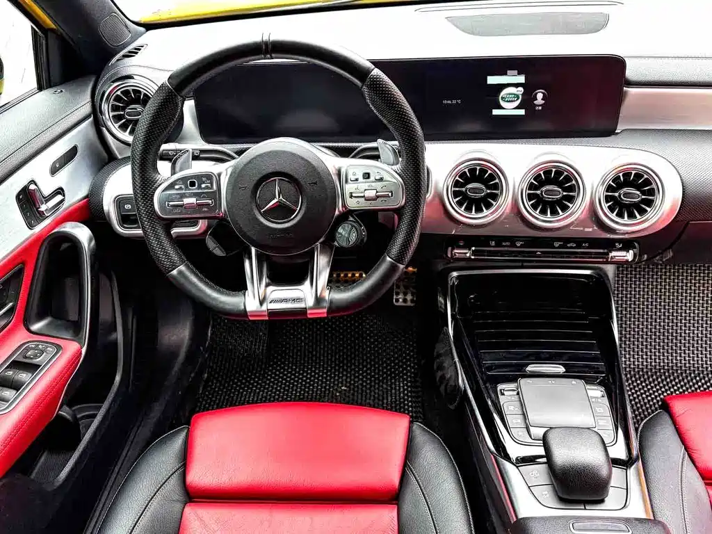 Mercedes-Benz A-Class AMG 2023 — фото 12