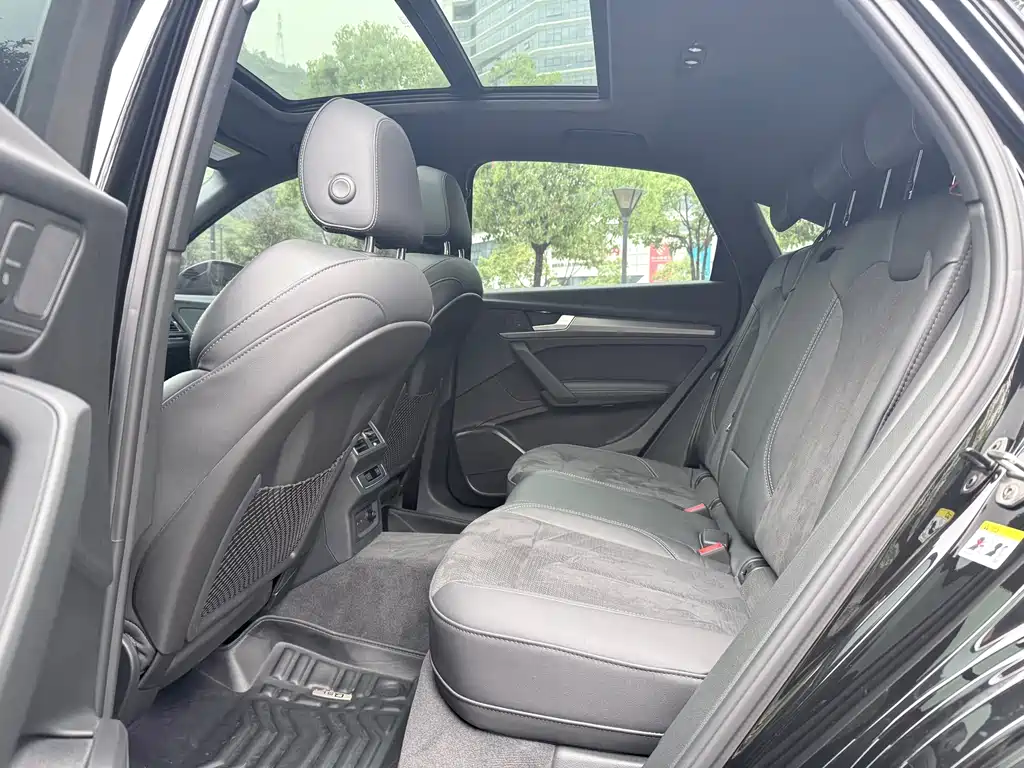 Audi Q5L Sportback 2022 — фото 6