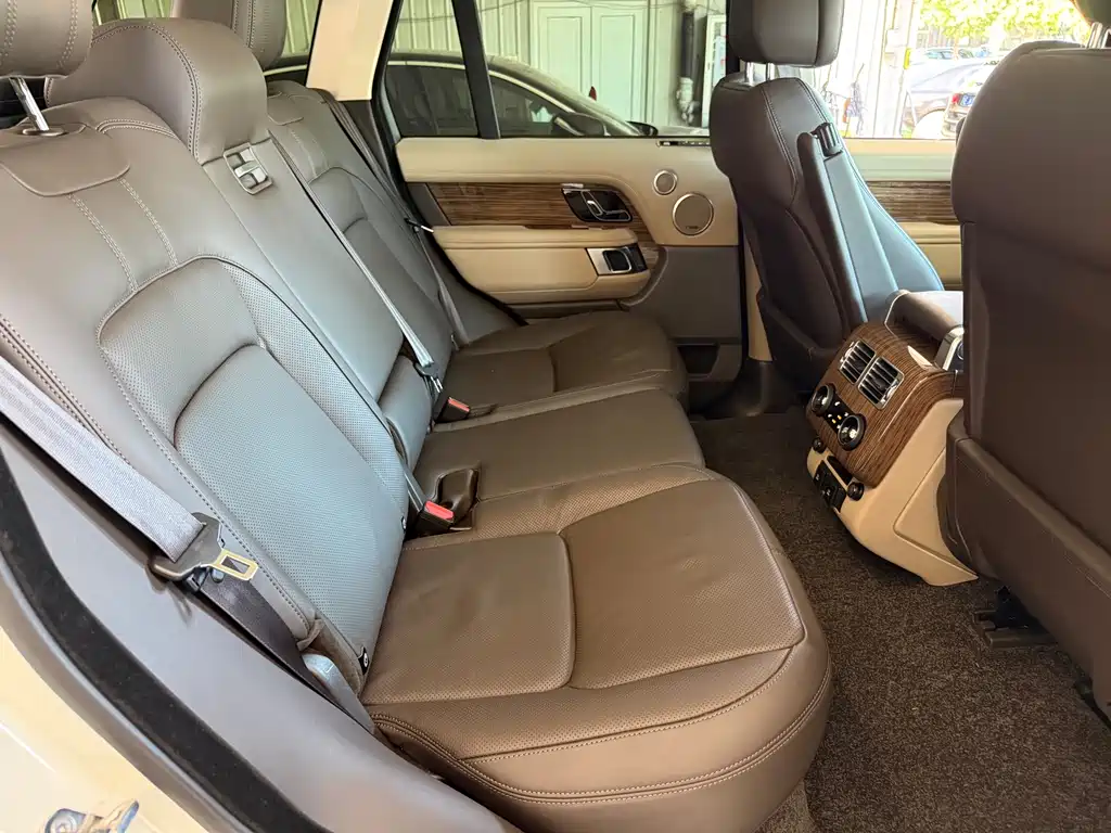 Land Rover Range Rover 2019 — фото 14