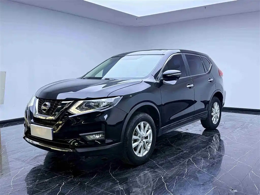 Nissan X-Trail 2018 — фото 1