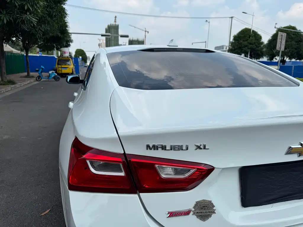 Chevrolet Malibu XL 2017 — фото 16