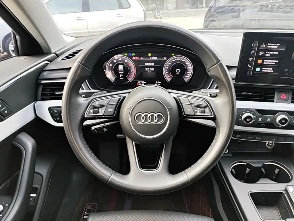 Audi A4L 2023 — фото 11