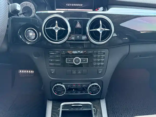 Mercedes-Benz GLK-Class 2013