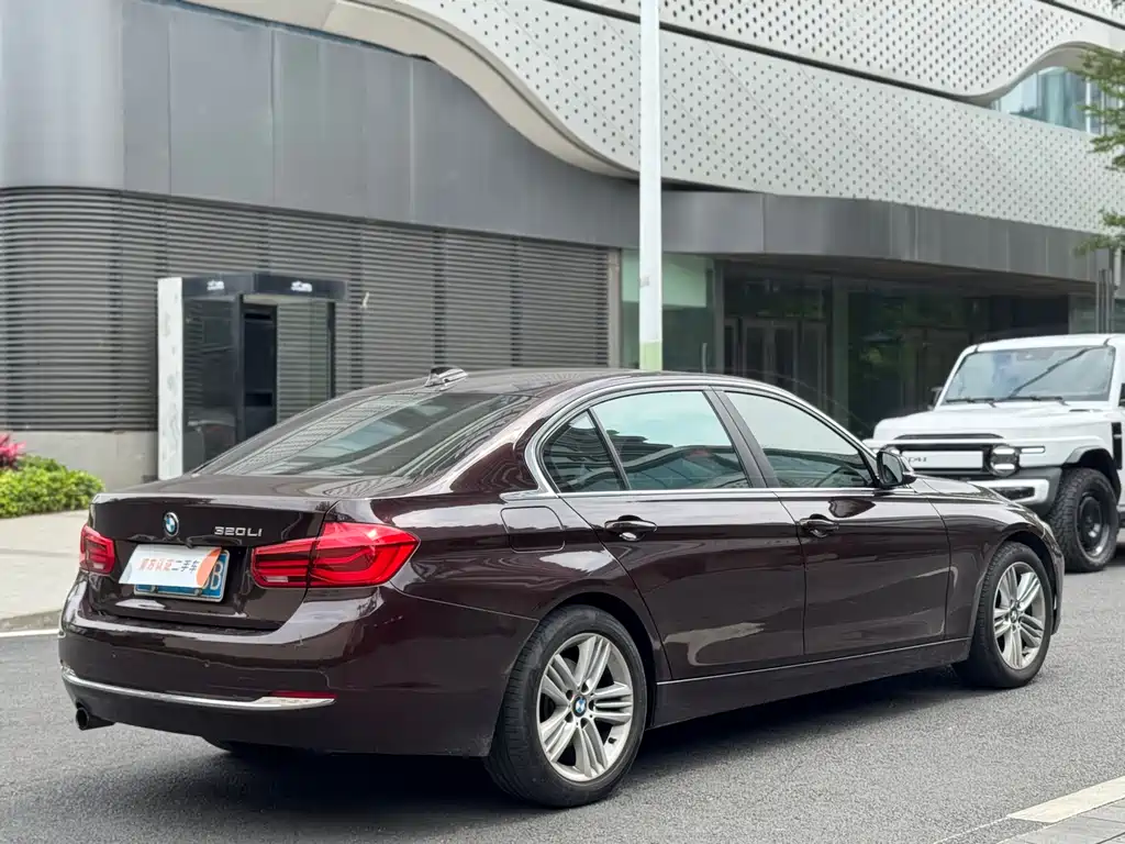 BMW 3 Series 2016 — фото 5