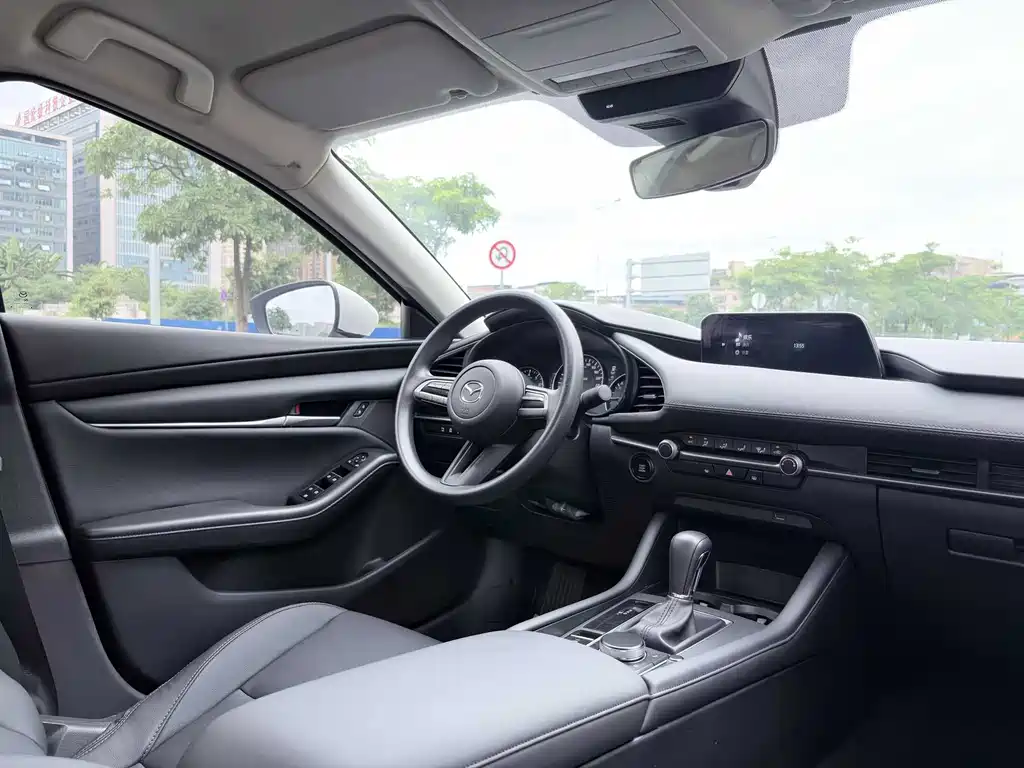 Mazda 3 Angkesela 2022