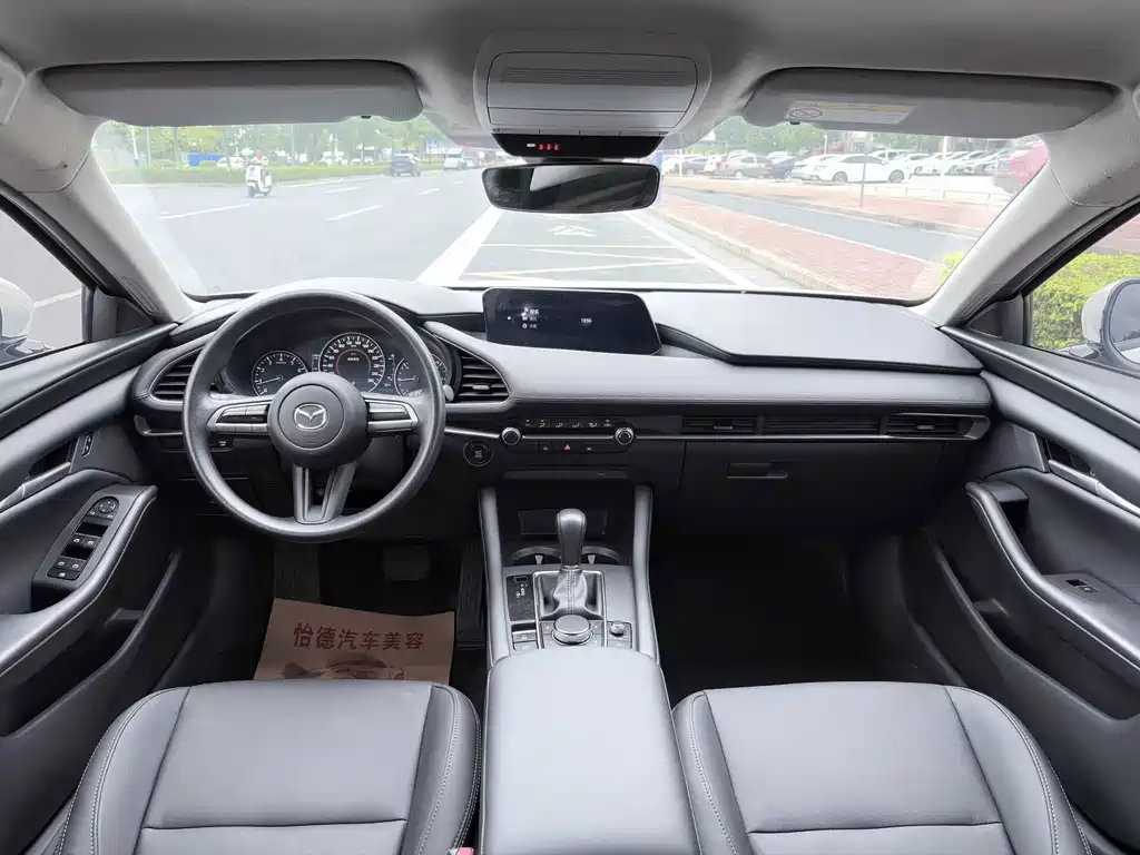 Mazda 3 Angkesela 2022