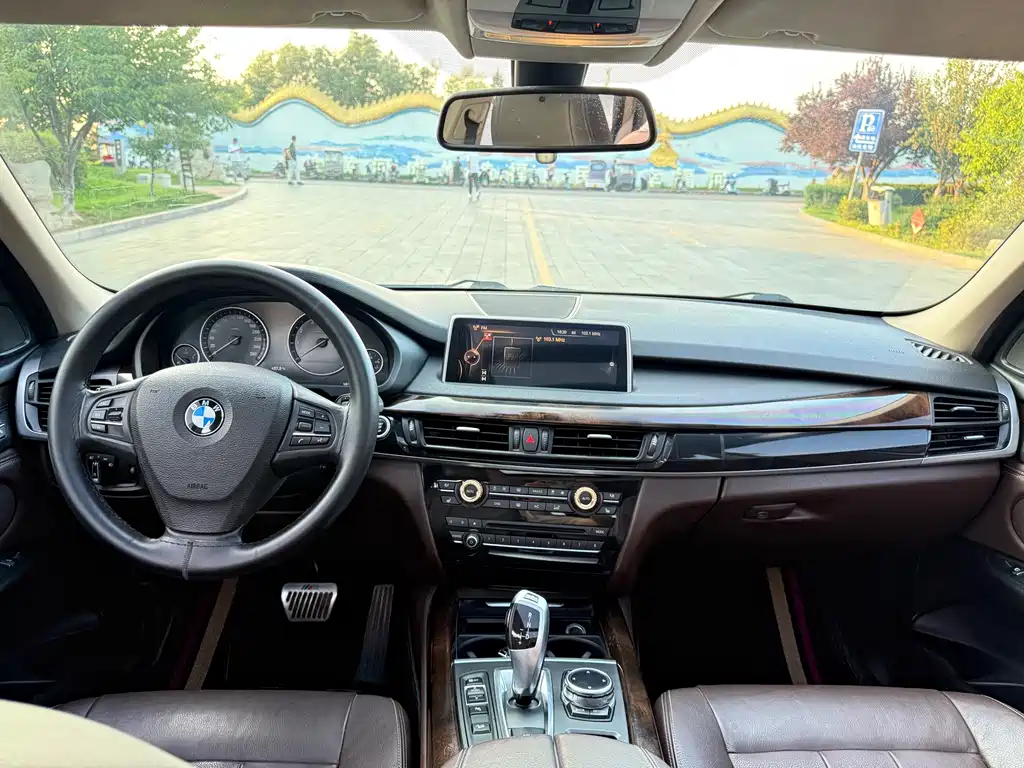 BMW X5 2015 — фото 10