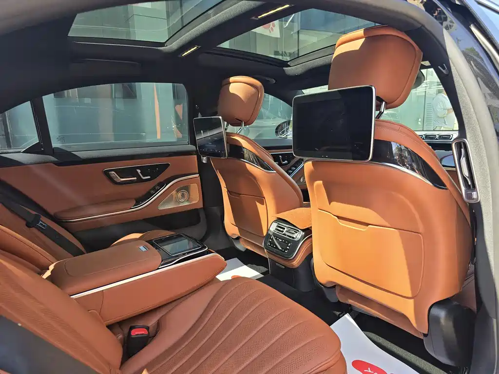 Mercedes-Benz S-Class 2022 — фото 13