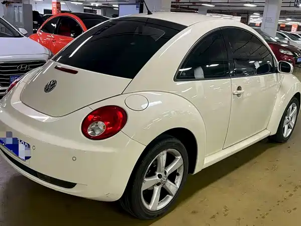 Volkswagen Beetle 2011