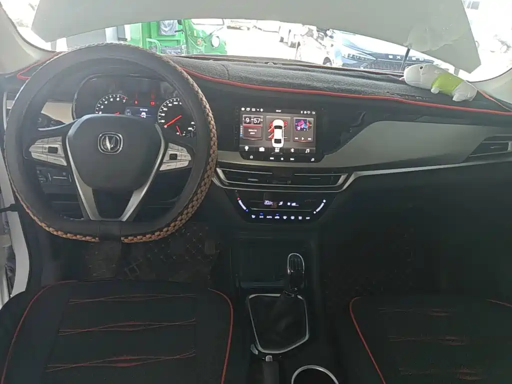 Changan CS35PLUS 2020 — фото 10