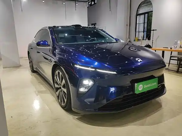 NIO ET7 2025